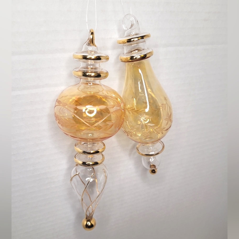 Elegant Golden and Clear Glass Vintage Ornaments with Gold Accents